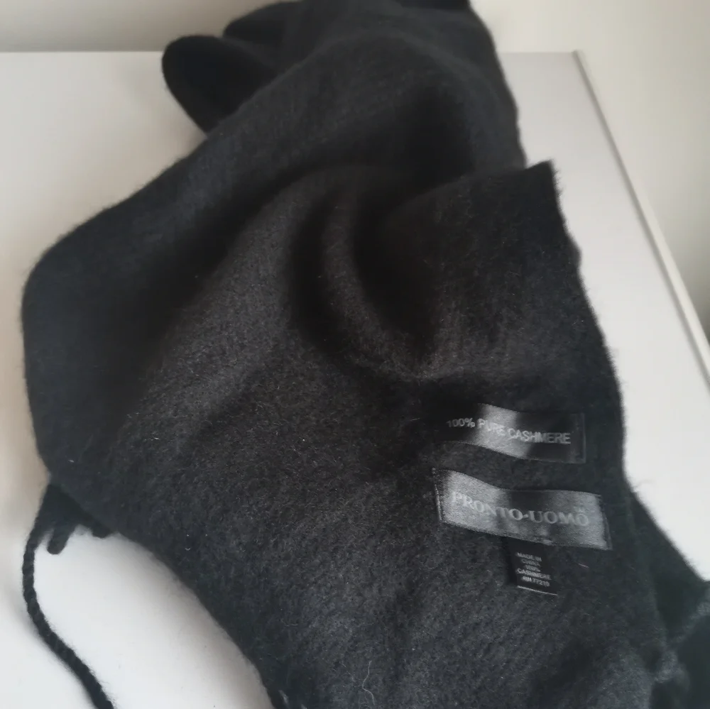 100% Pure Cashmere Pronto Uomo Mens Scarf.